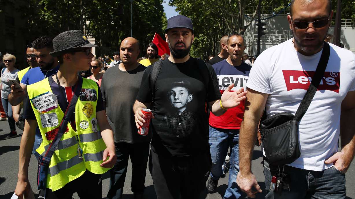 Only a few French yellow vest protesters out for 29th week