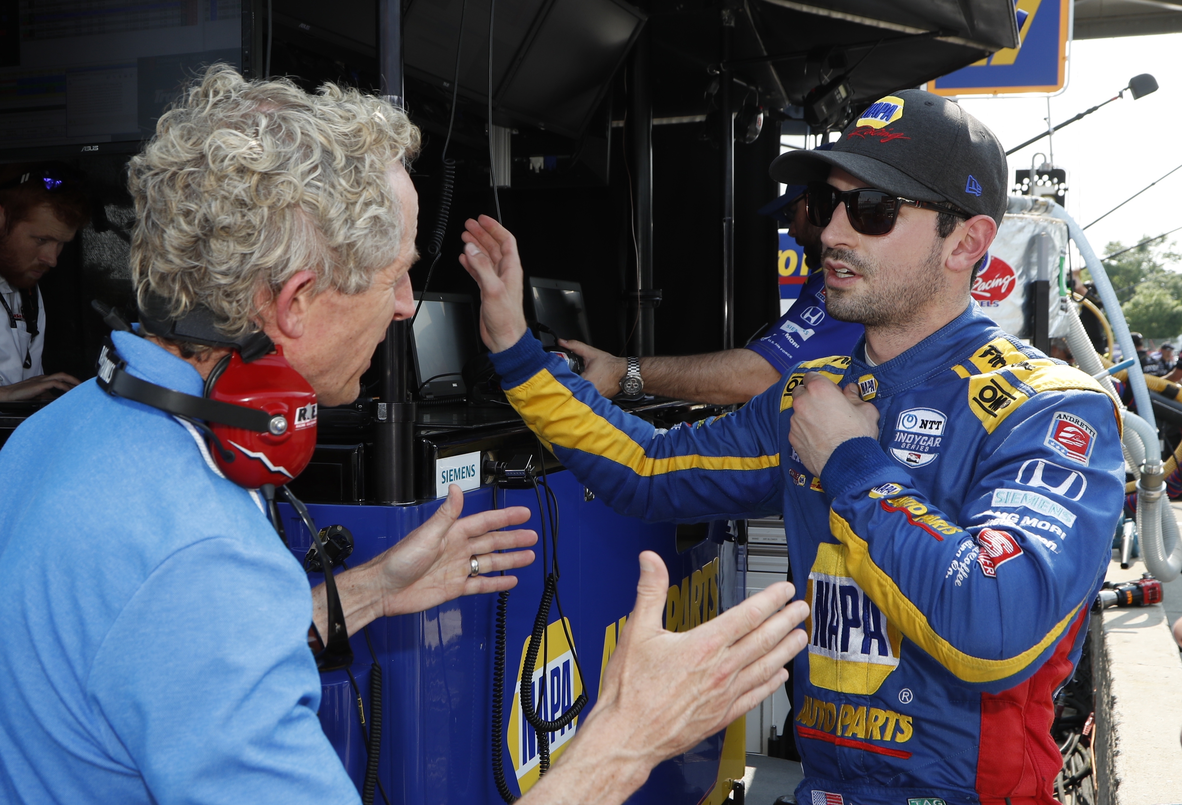The Latest: Newgarden wins 1st of 2 Detroit Grand Prix races