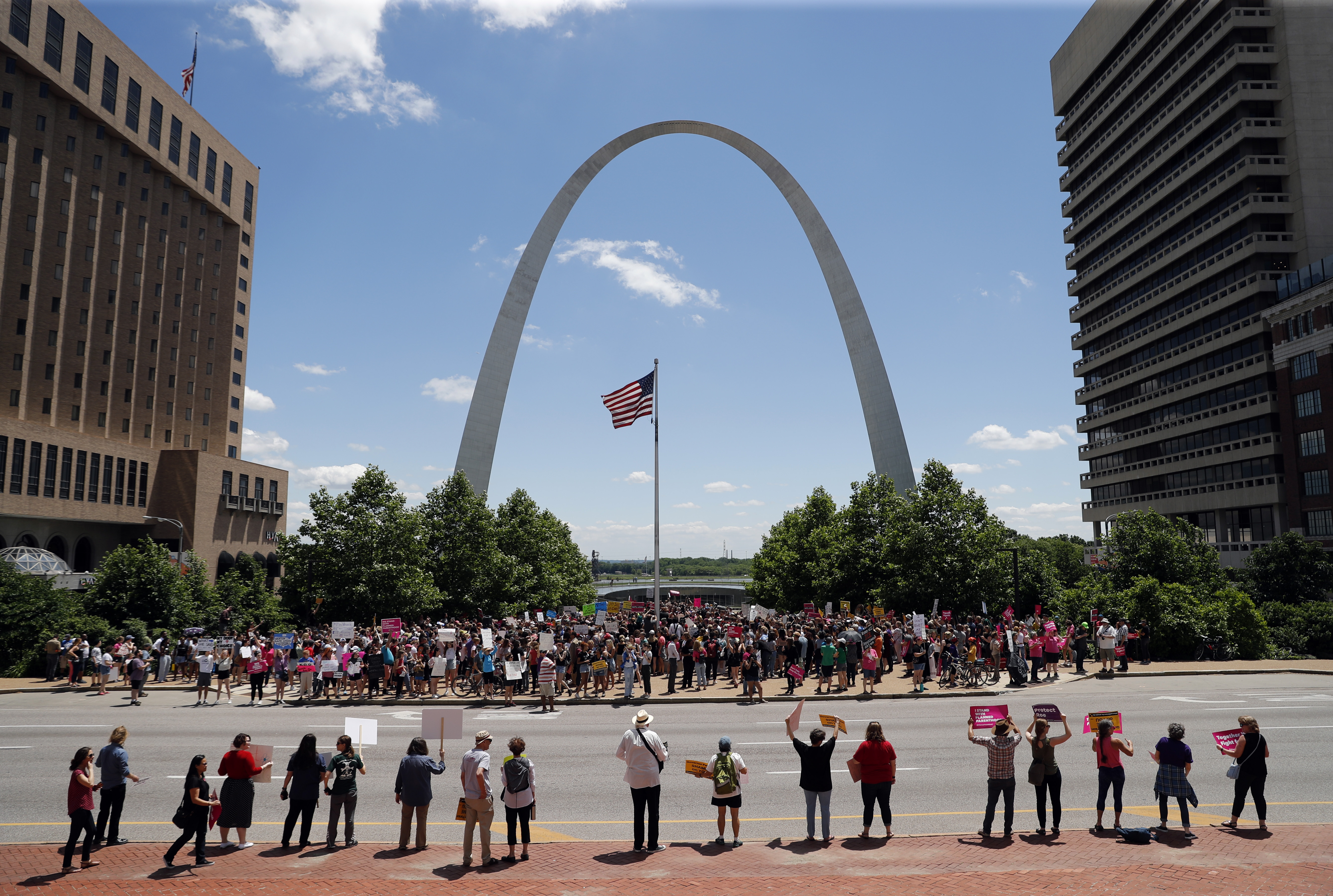 Q&A: Possible closure of Missouri's lone abortion clinic