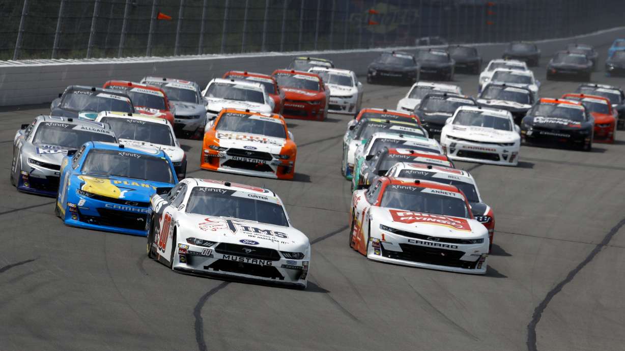 Custer tops Reddick in OT to win Xfinity race at Pocono