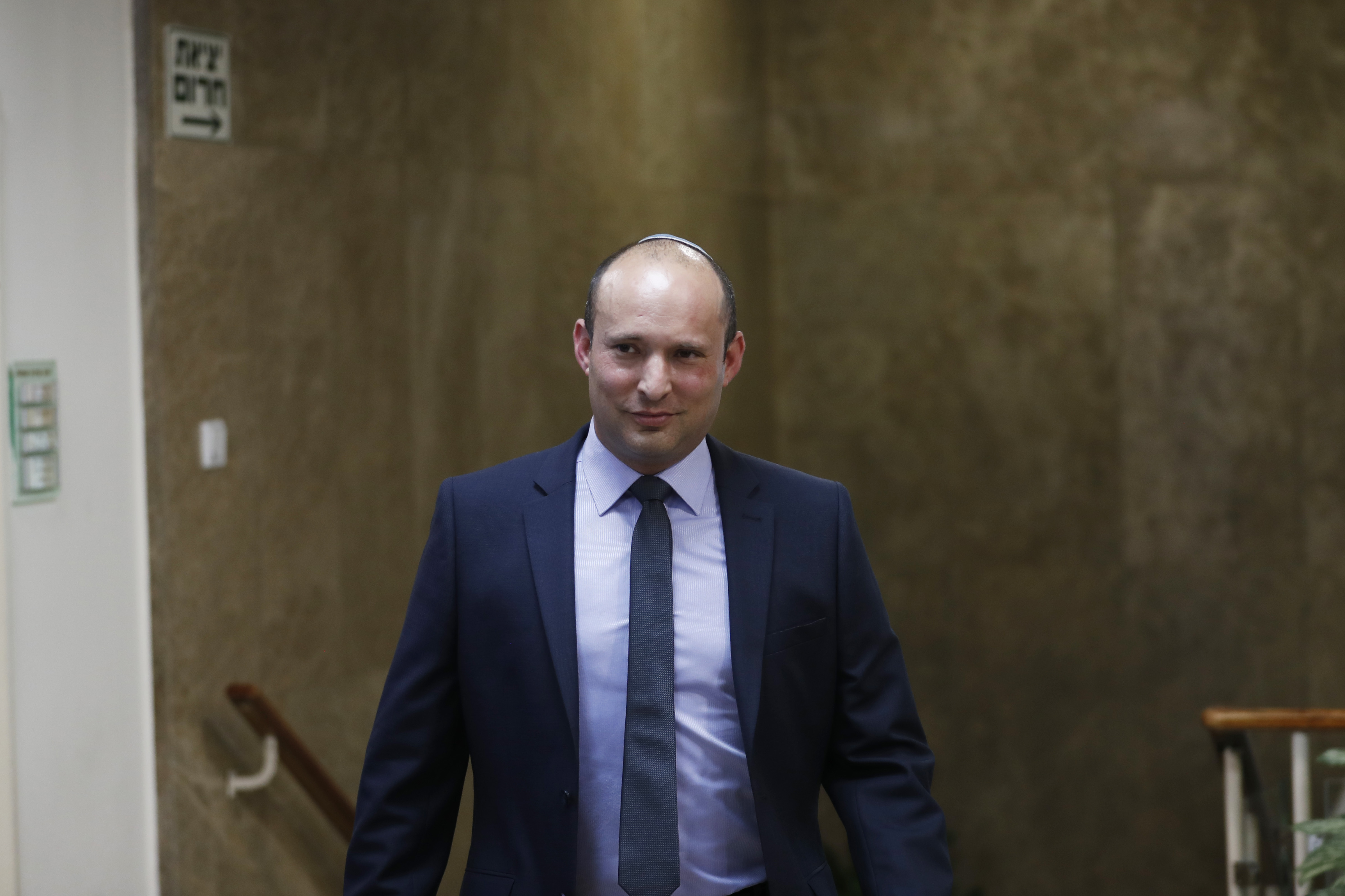 Israel's Netanyahu fires hawkish cabinet minister rivals