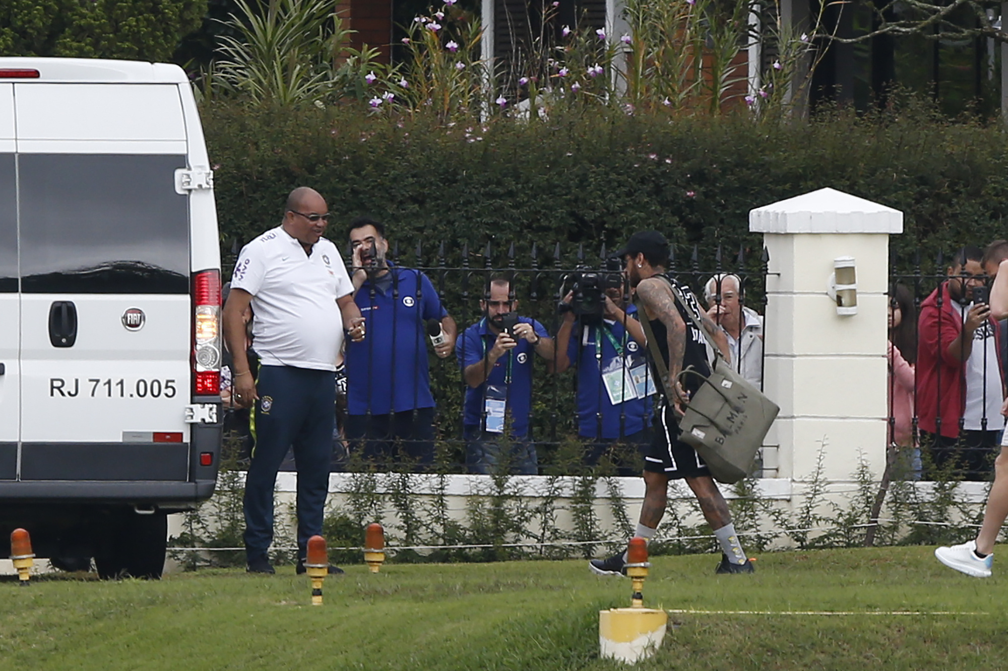 Police probe as Neymar uses social media against rape claim