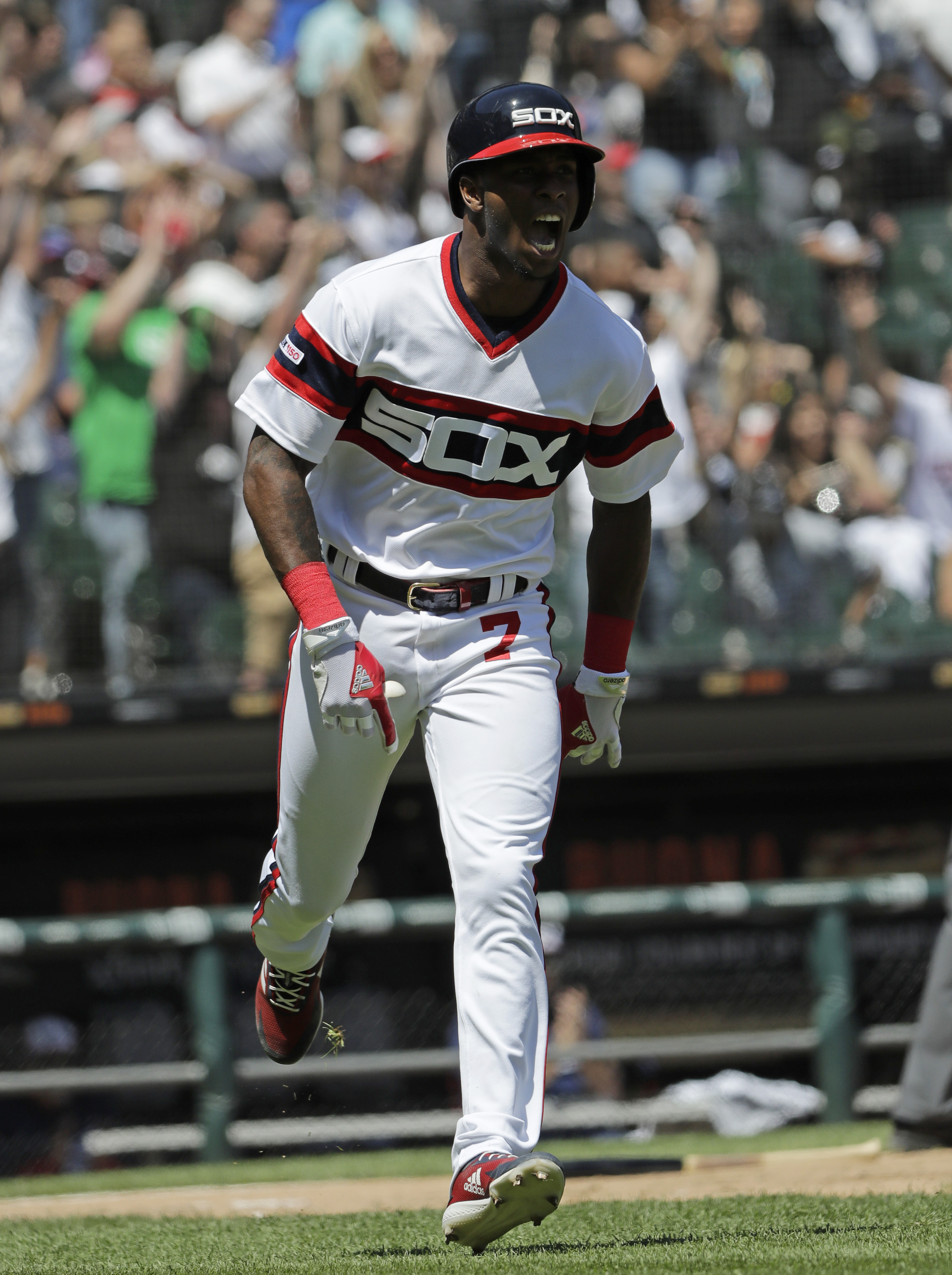 Giolito dominant again, White Sox top Indians 2-0