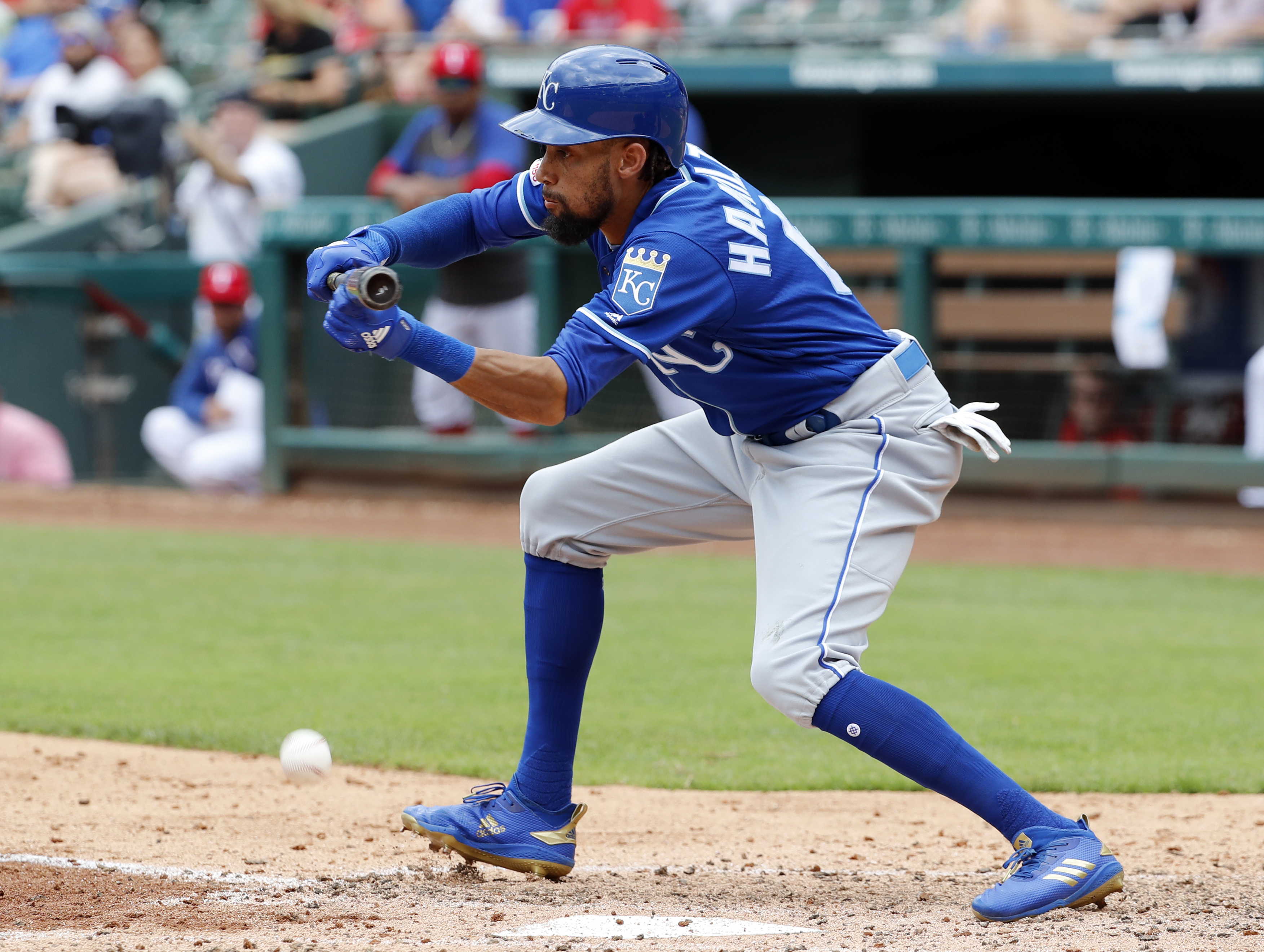 Sampson gets first win as starter as Rangers top Royals 5-1