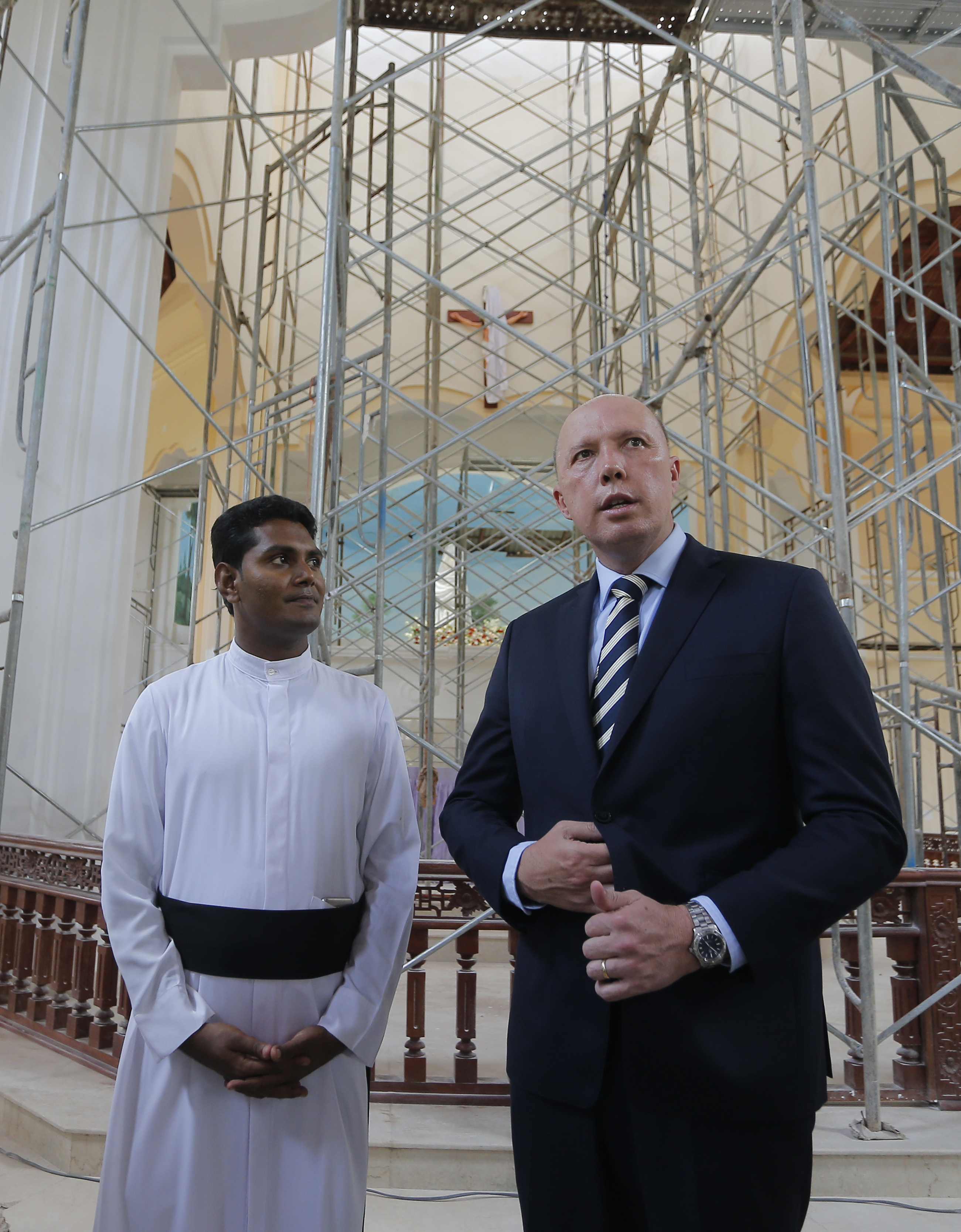 Aussie home minister lays wreath at bombed Sri Lanka church
