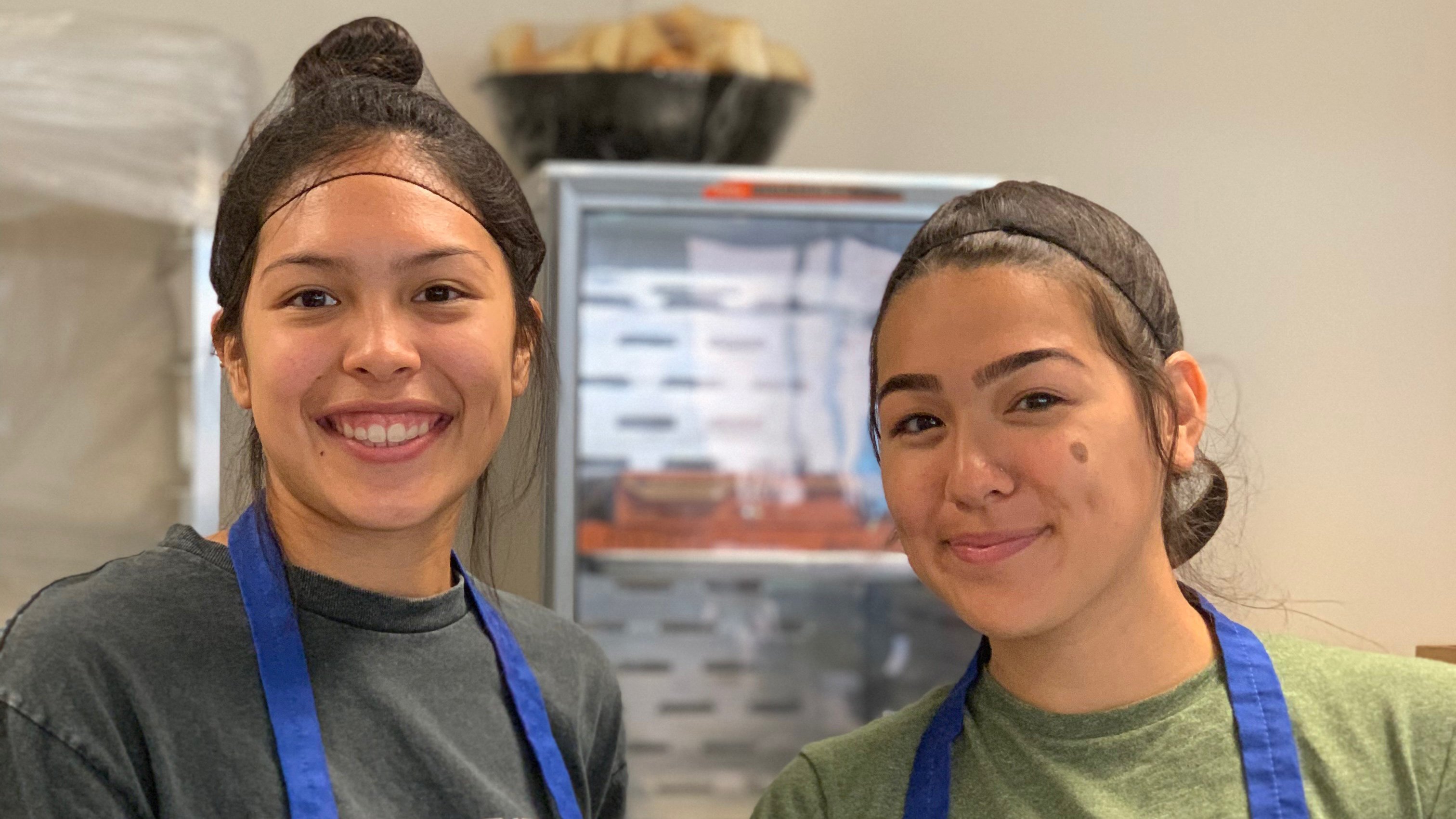 Instead of a graduation bash, this high school senior threw a pizza party for the homeless