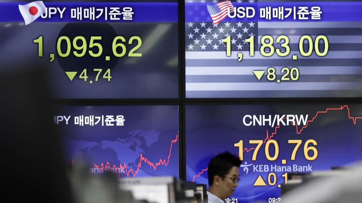 Stock markets turn around after tech sell-off