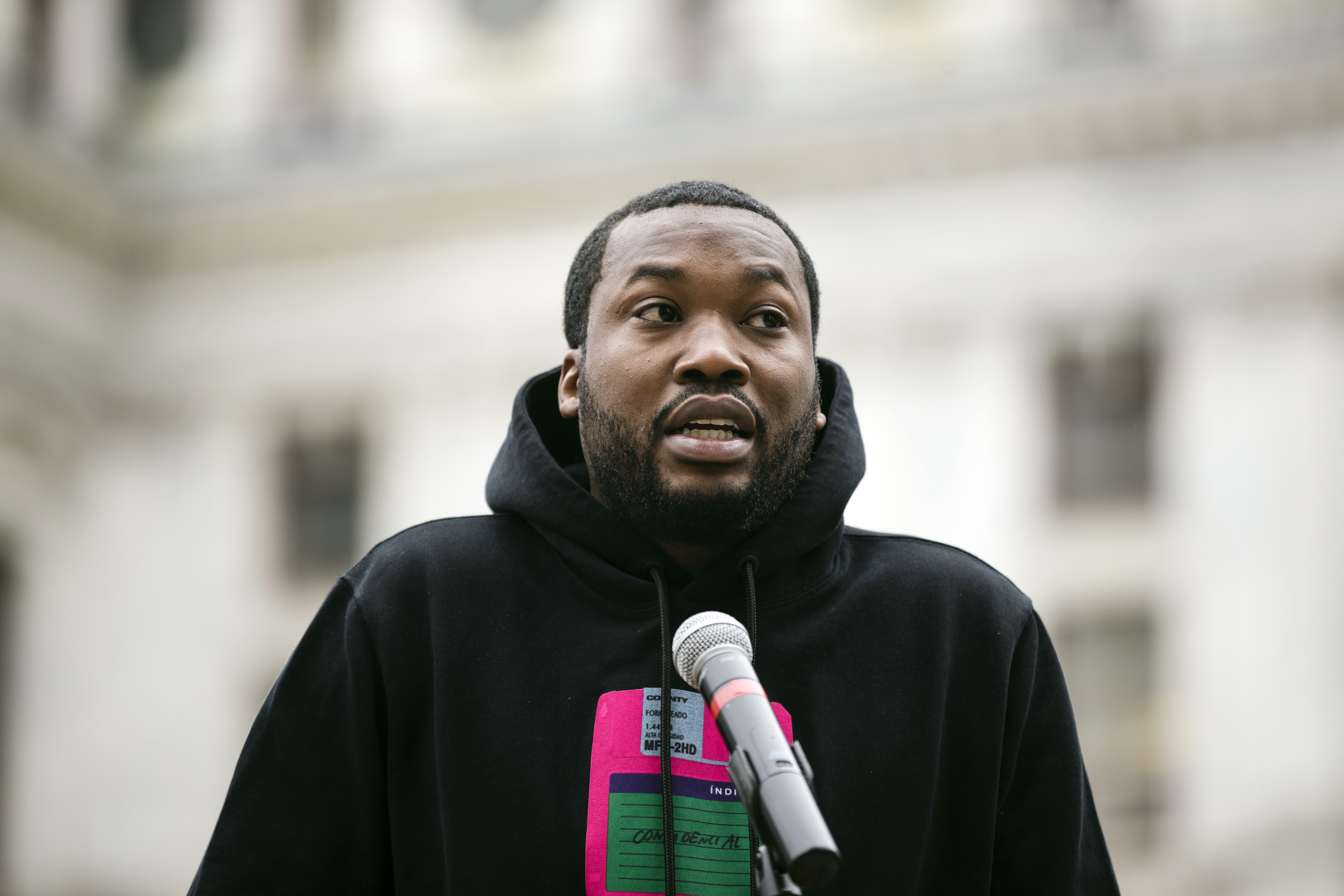 Appeals court grants Meek Mill a hearing in '08 conviction
