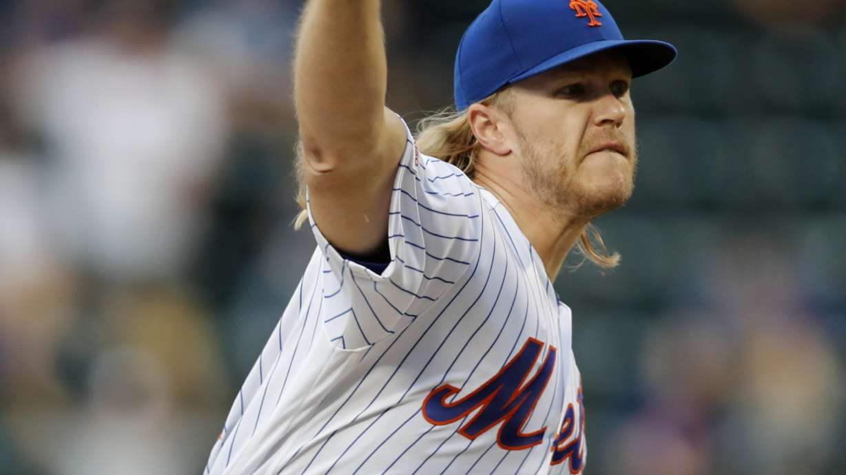 Bochy gets 1,000th win with Giants, Callaway apologizes