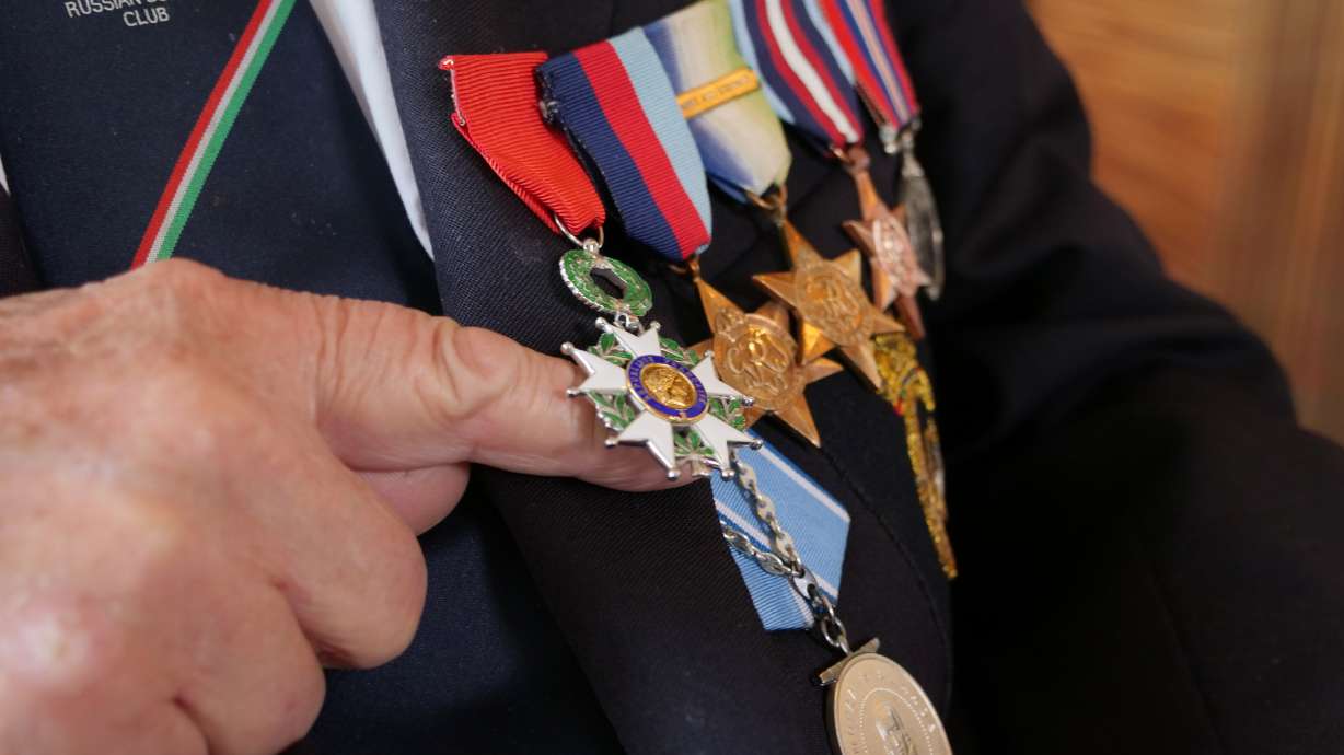 Looking for a ride to Omaha; British veteran remembers WWII