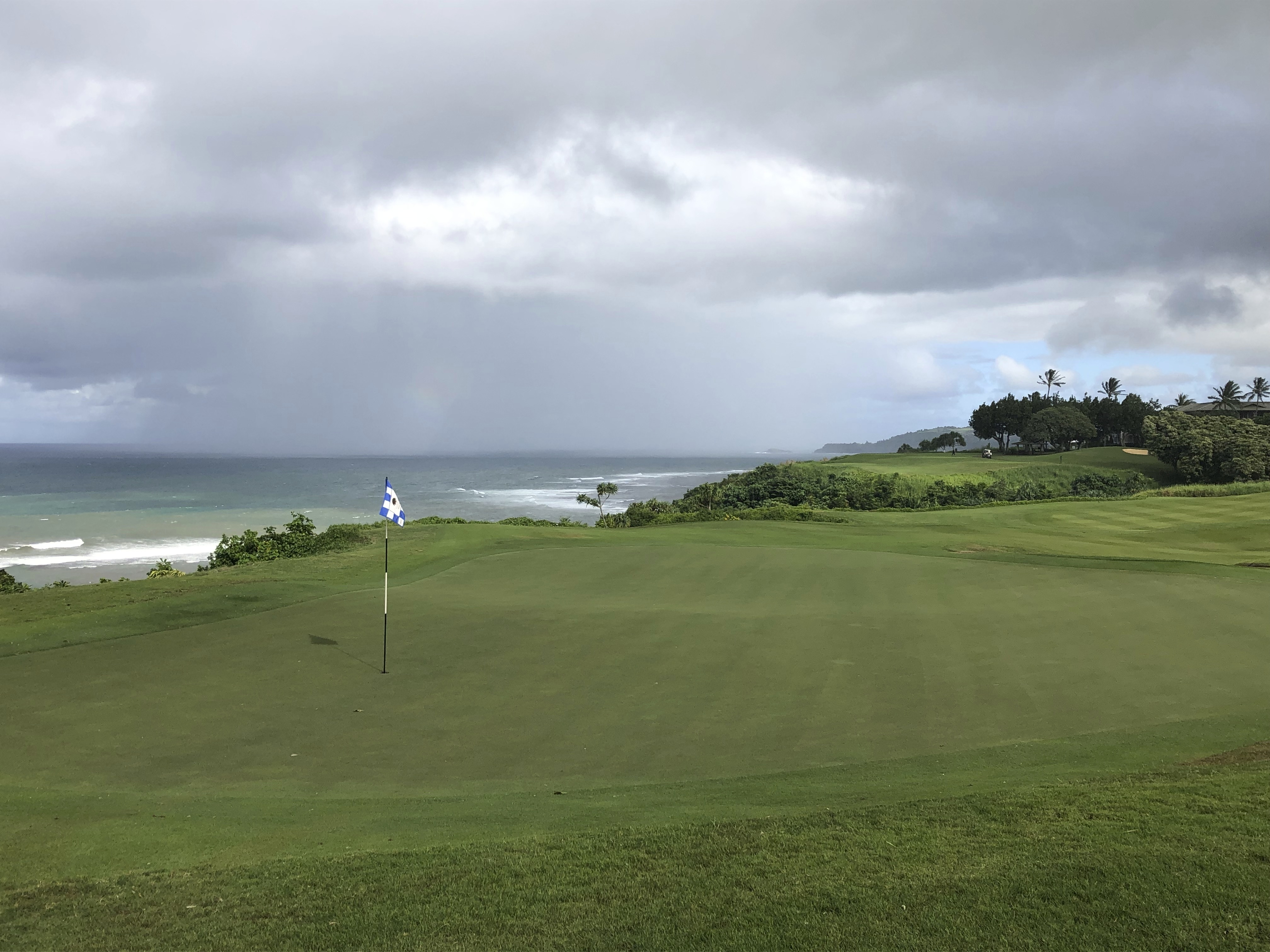 Small island of Kauai dotted with spectacular golf courses