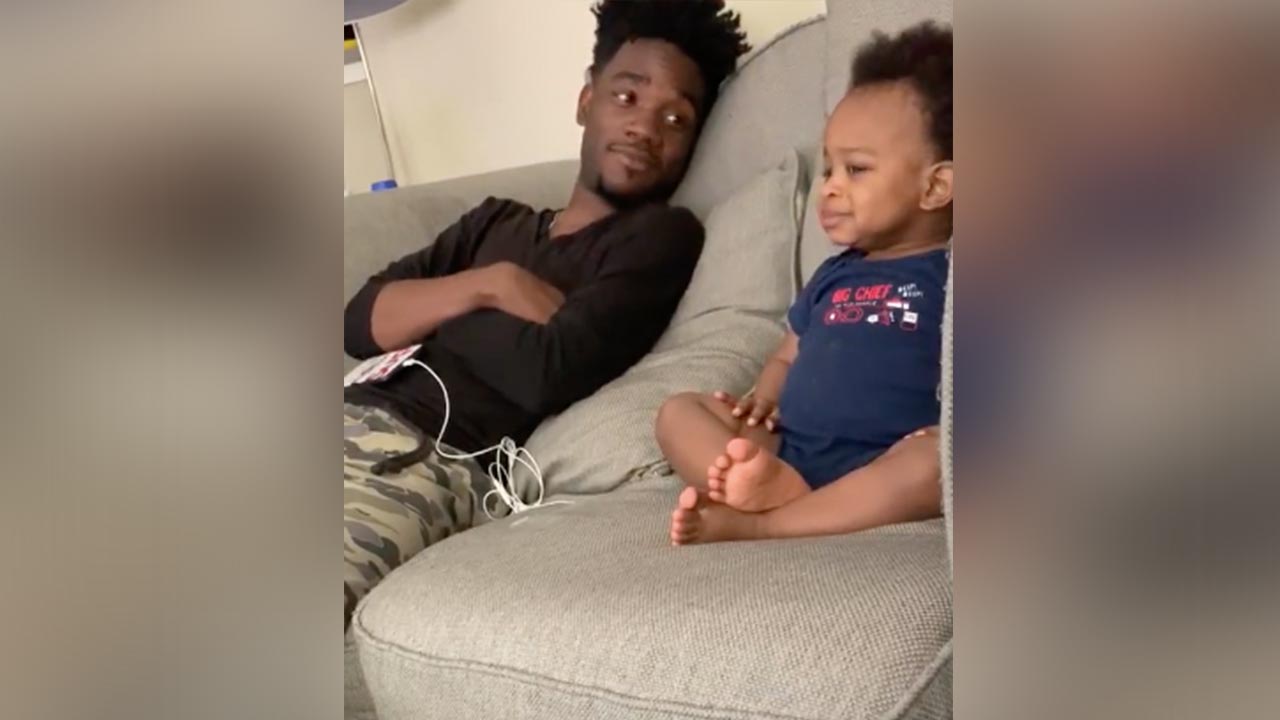 Have You Seen This? Baby holds full-on conversation with dad