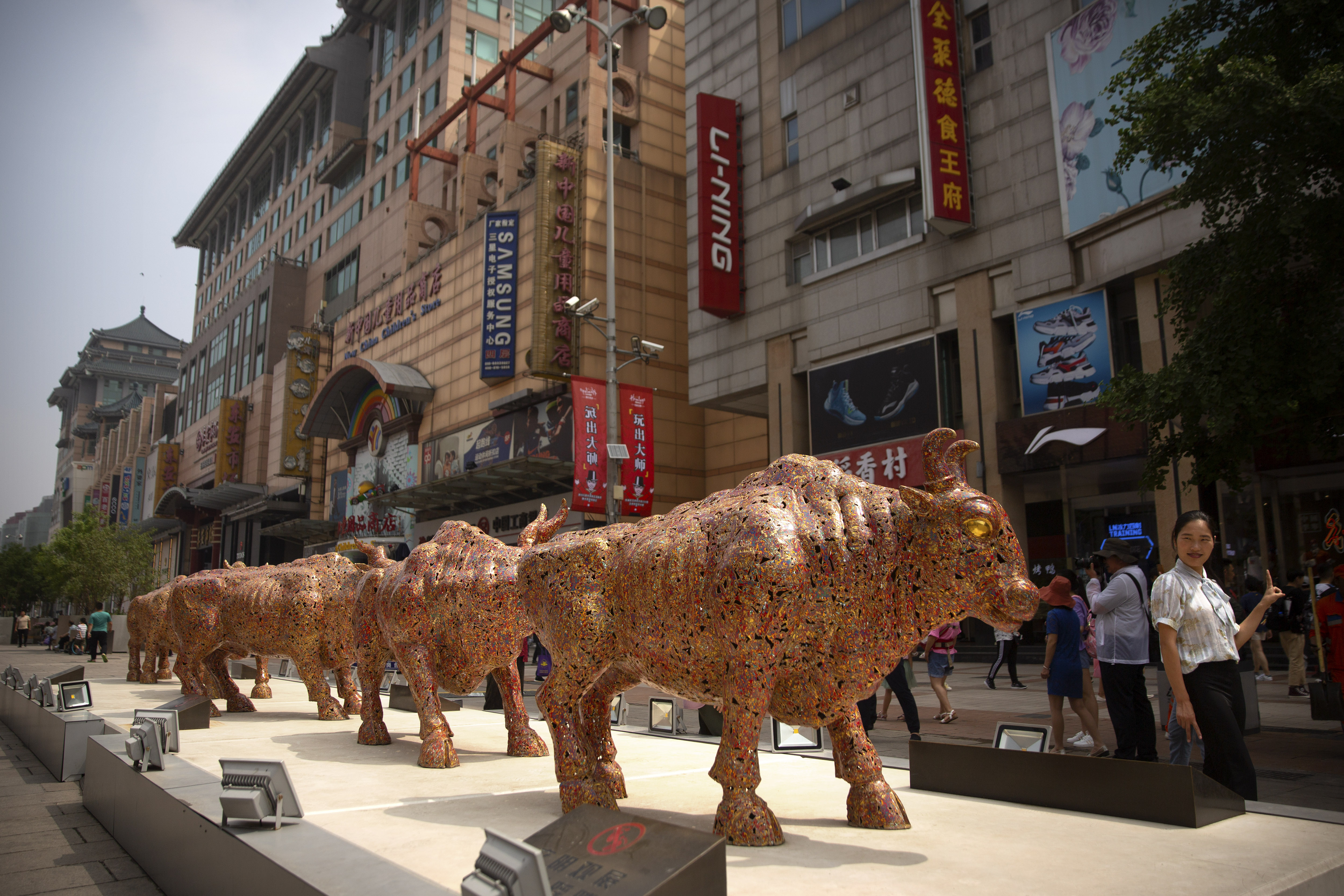 Global stocks trail US rise on US-Mexico trade deal optimism