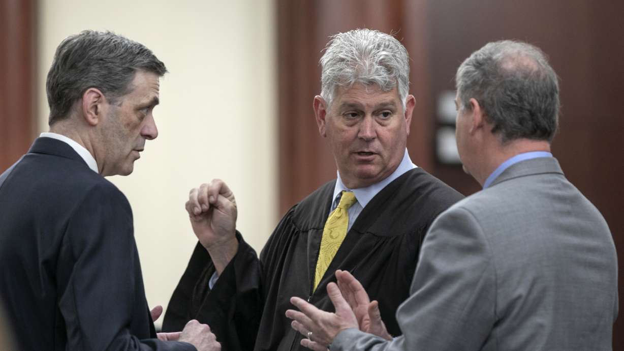 Teachers remembers kids killed by dad at death penalty trial