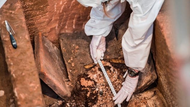 Samples of fabric and bone tissue found within the sarcopahgus will undergo carbon dating and DNA testing to determine their age and origins. (Photo: Andreas Arnold, DPA, AP via CNN)