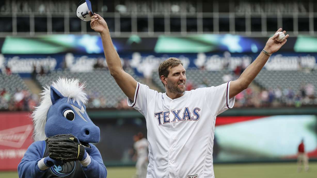 Nowitzki soaking up retirement after 21 seasons with Mavs