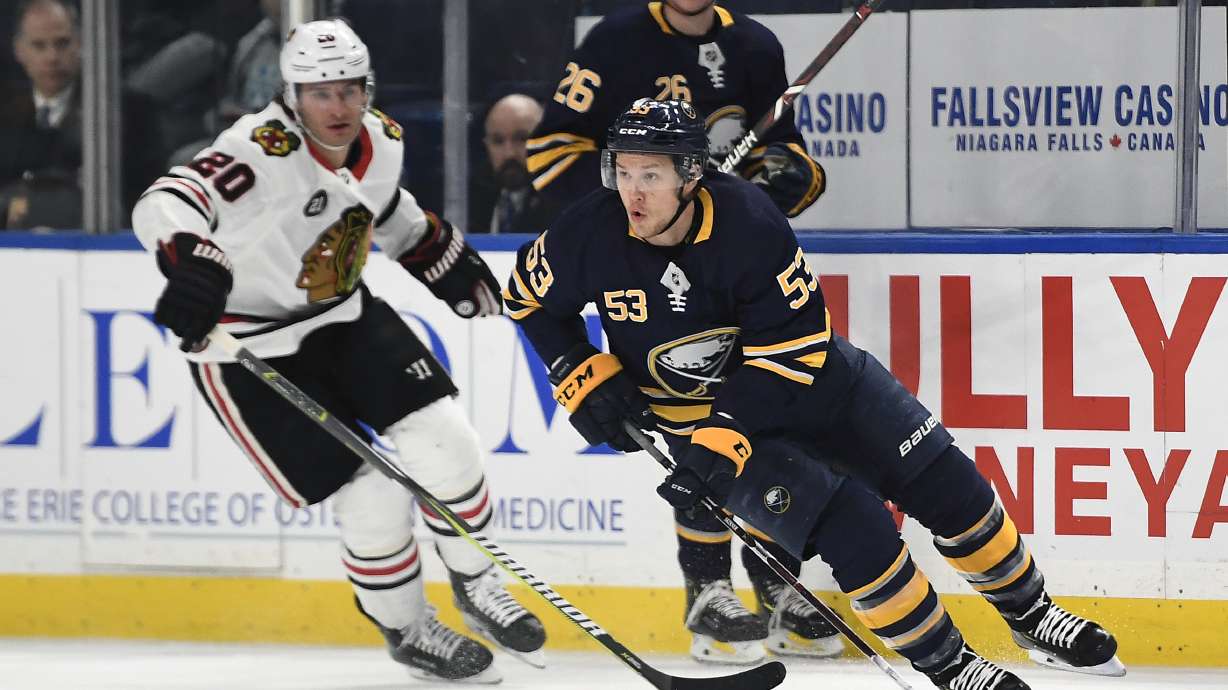 Sabres' Skinner tells AP he welcomes higher expectations