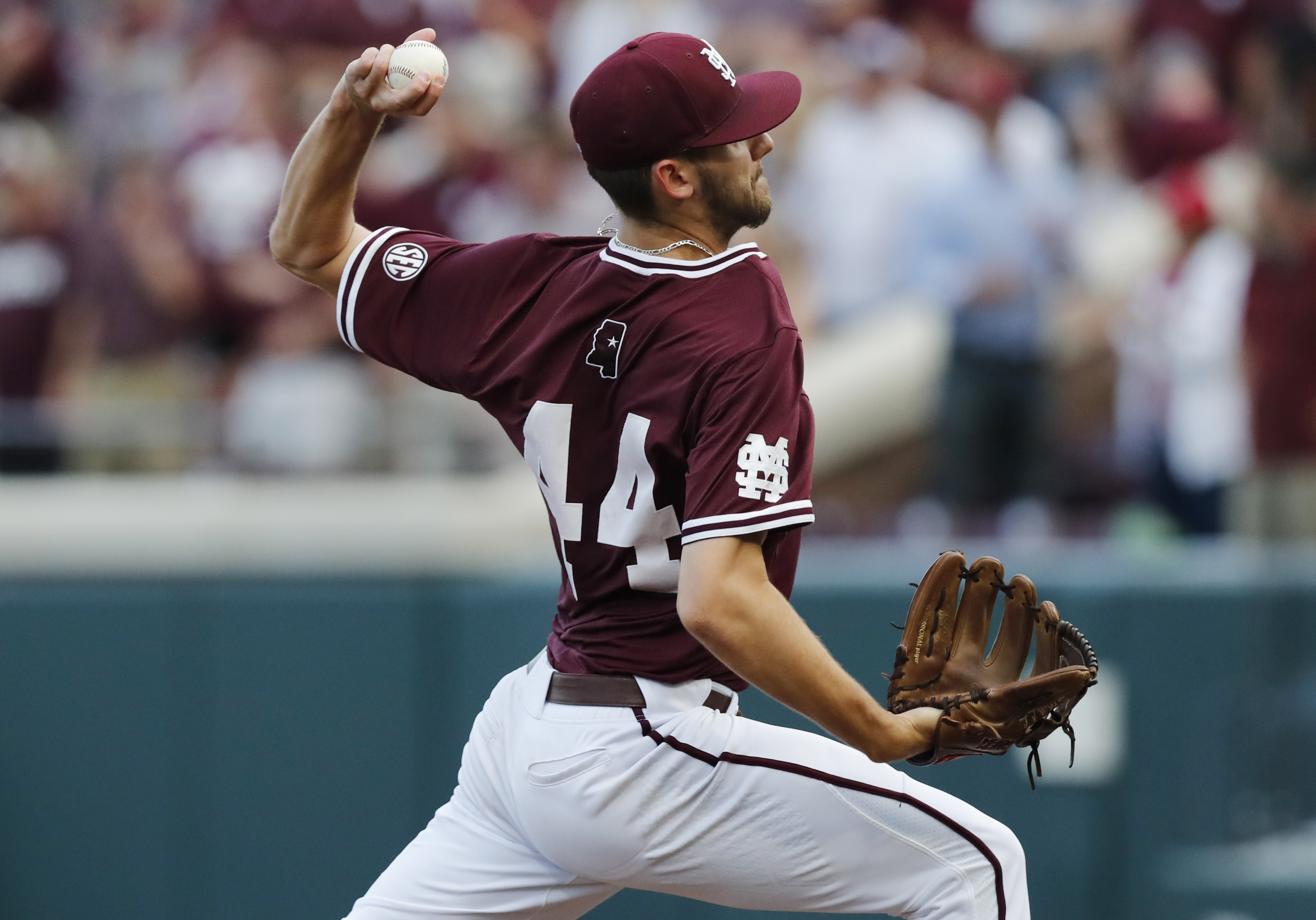 Mississippi State tops Stanford 6-2 in NCAA super regionals