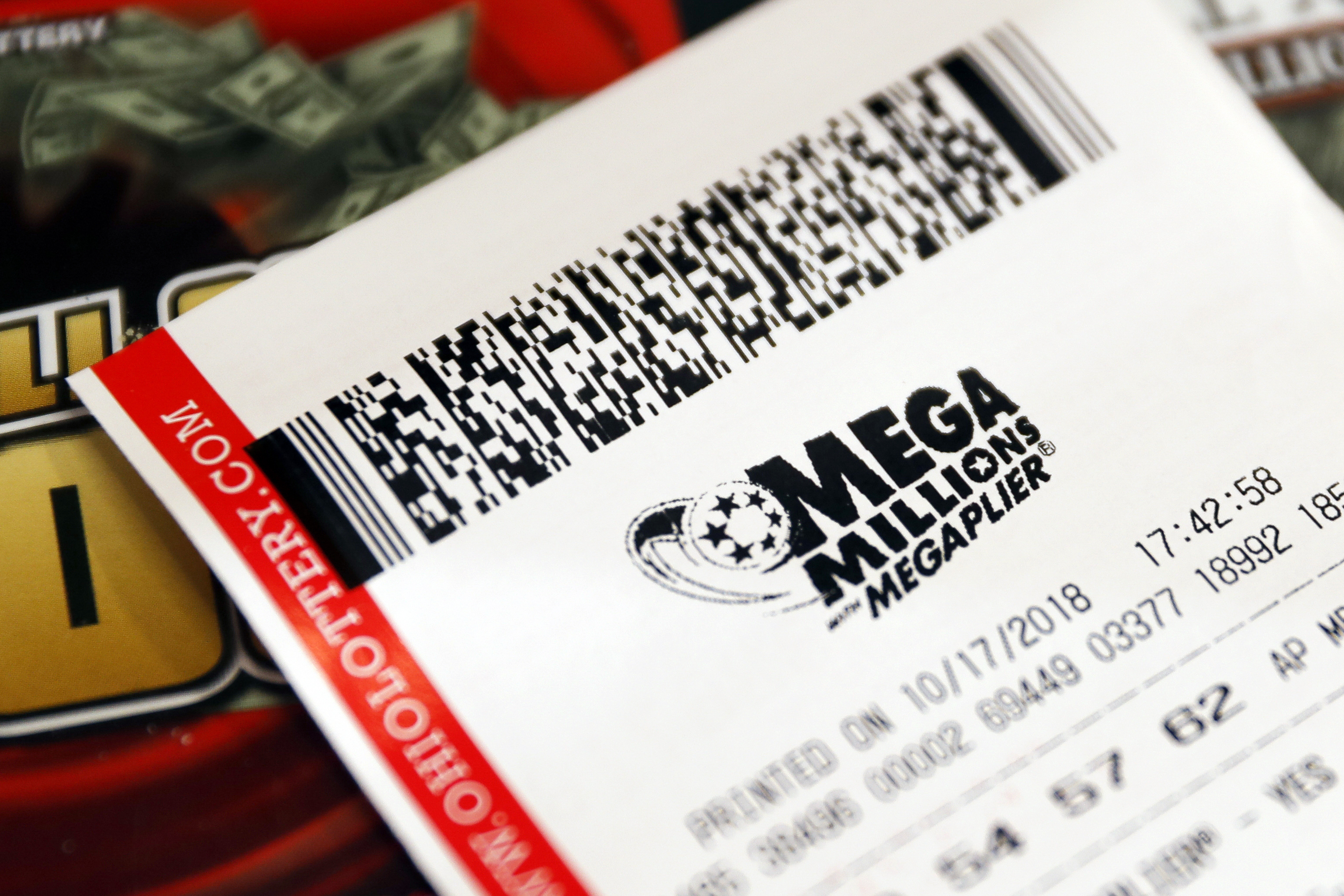 Lottery ticket worth $530 million sold in San Diego store