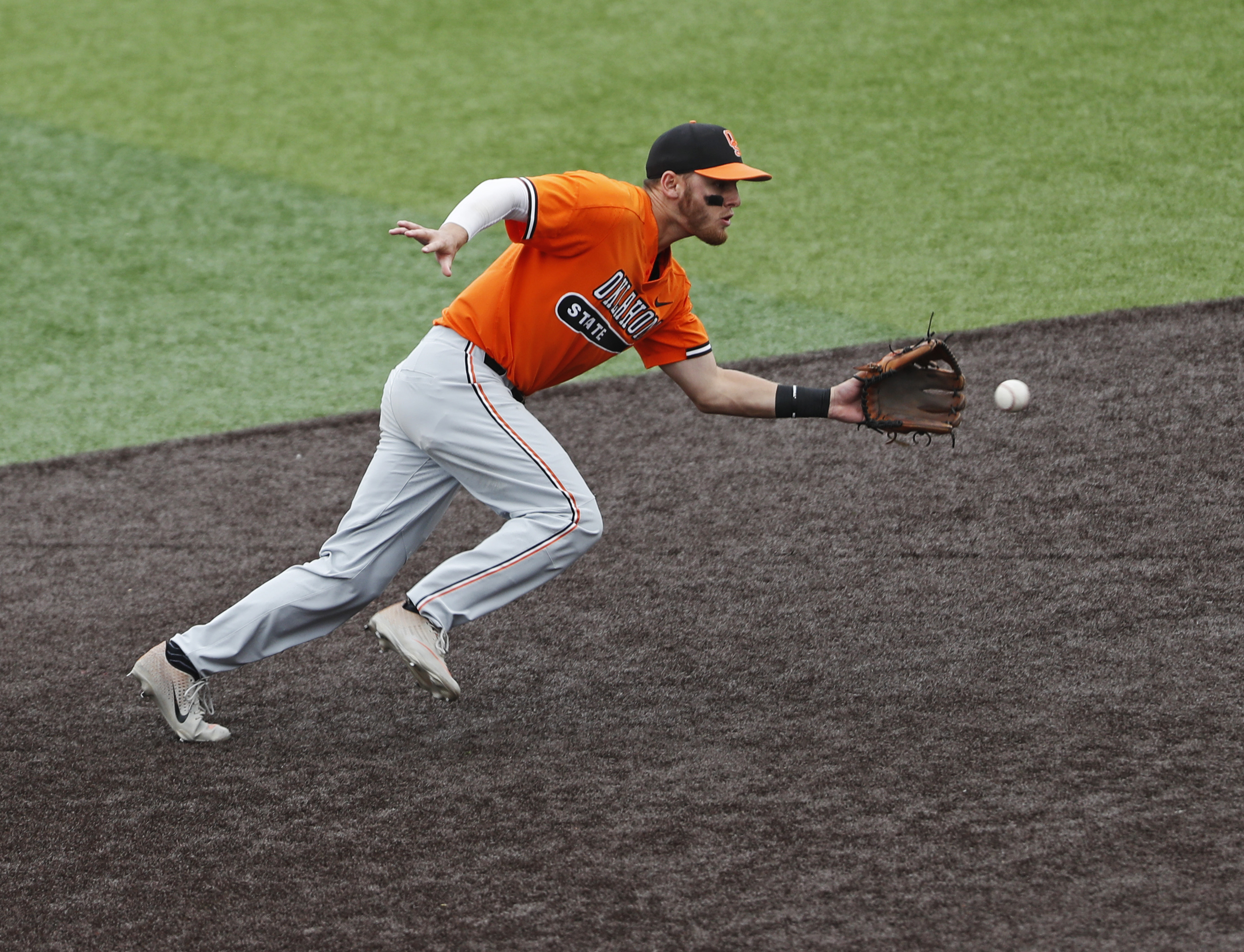 Texas Tech going to 4th CWS after 8-6 win over Oklahoma St