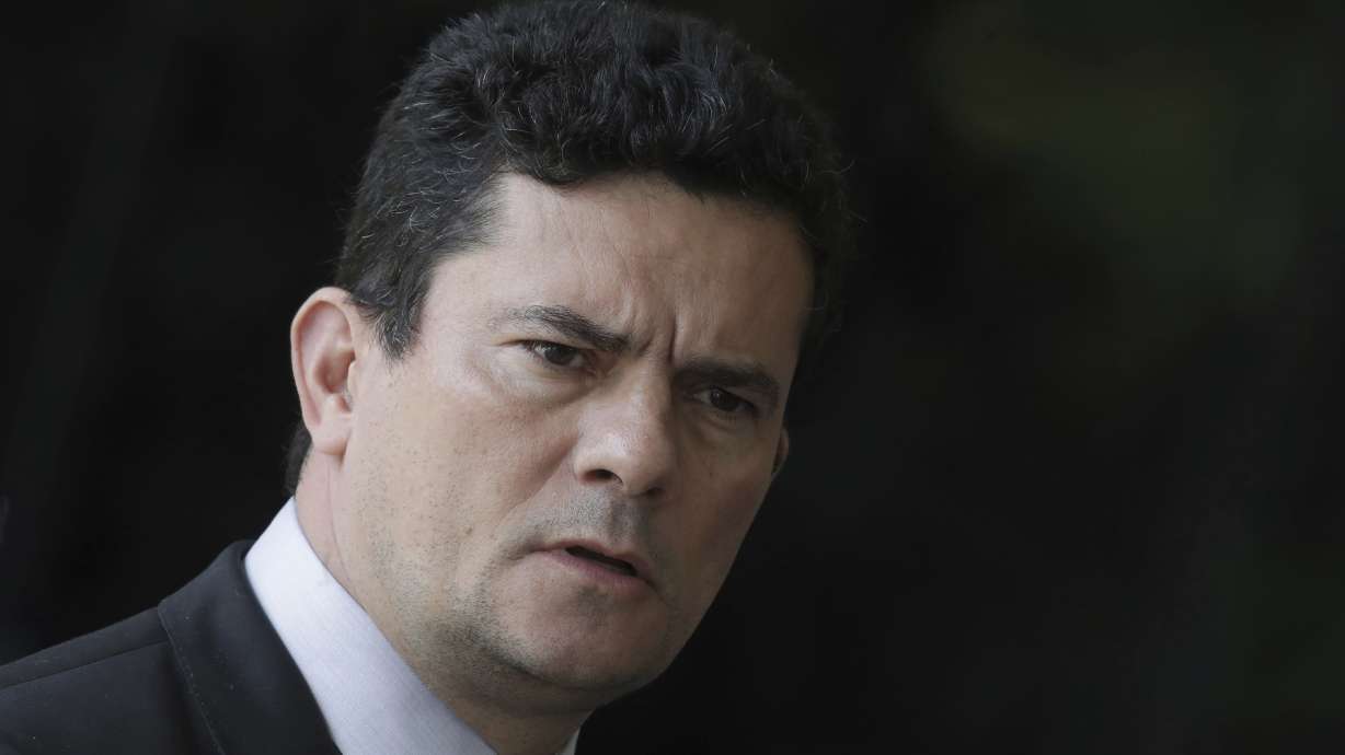Brazil law group wants justice minister, prosecutors removed