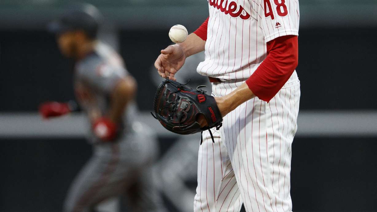 Diamondbacks open with 3 HRs, set team mark with 7 in Philly