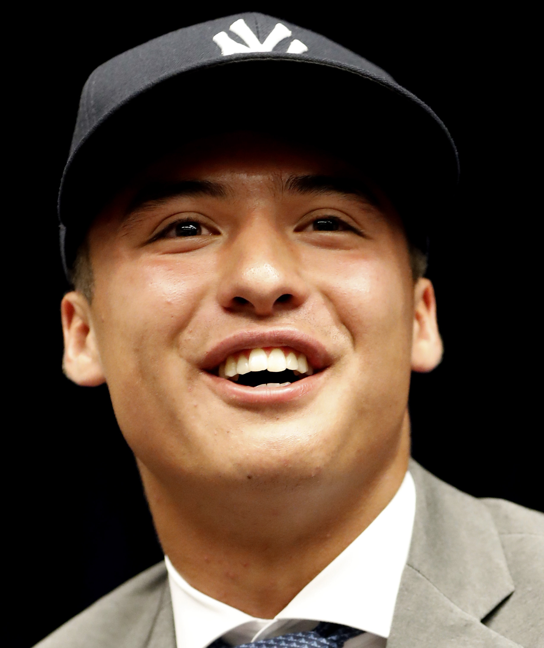 Yankees sign 1st-round draft pick, SS Anthony Volpe