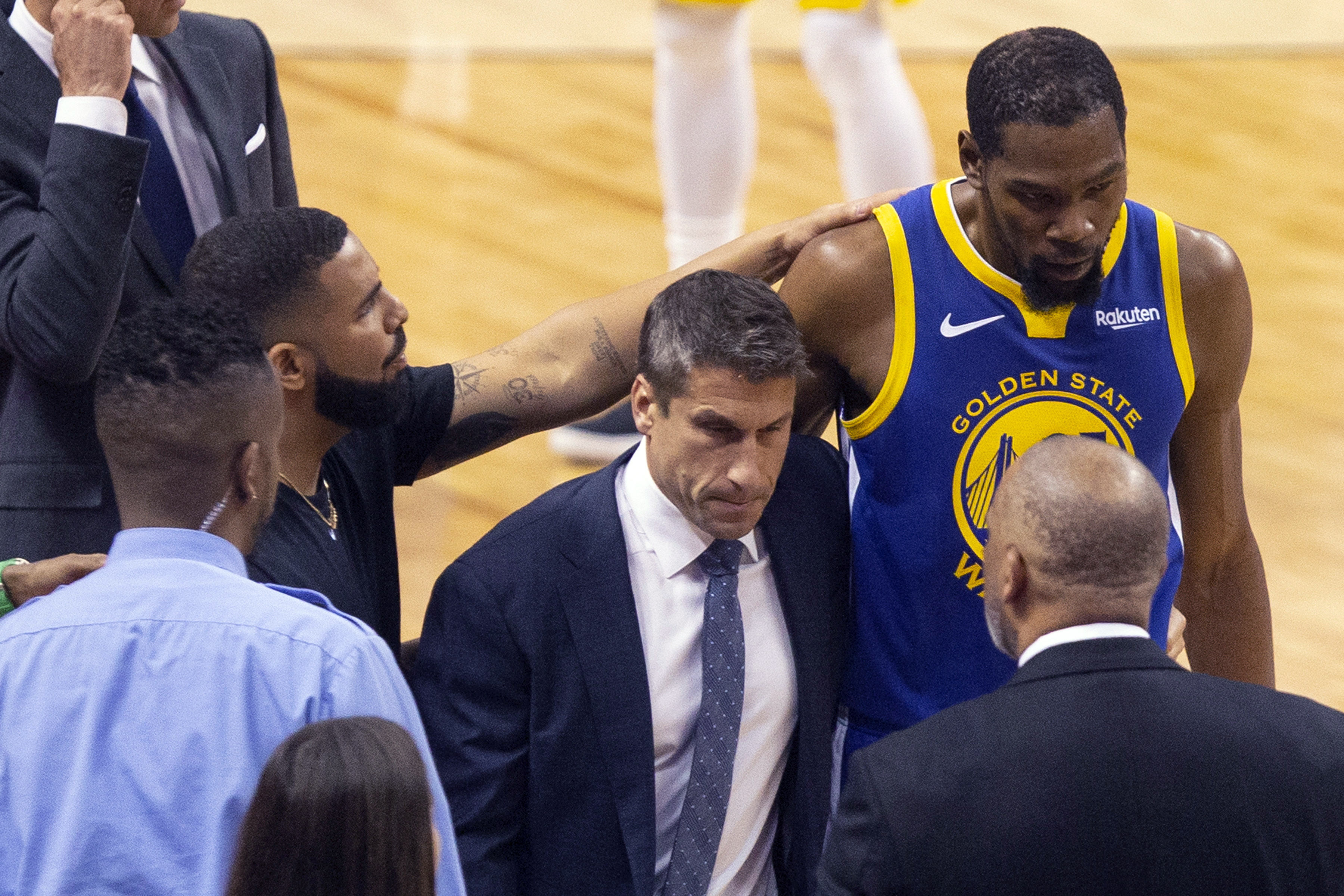 Analysis: Golden State won, but both teams lost Game 5