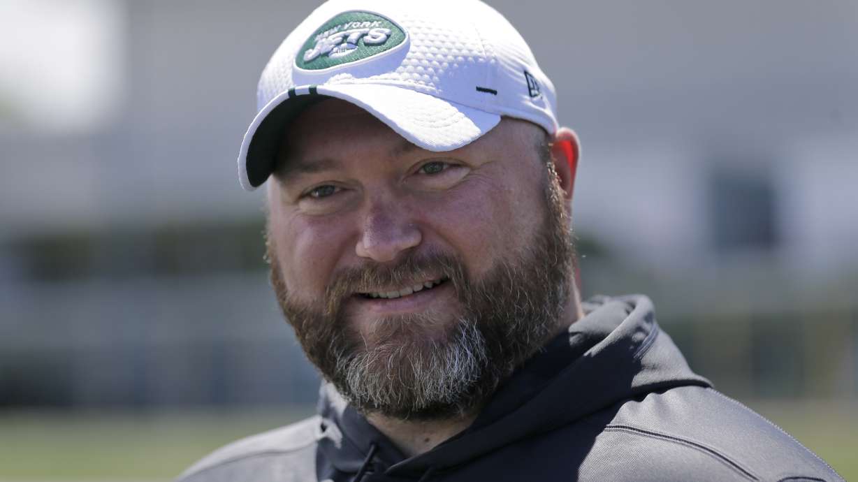 Jets GM Douglas has 'sense of urgency' to win with Darnold