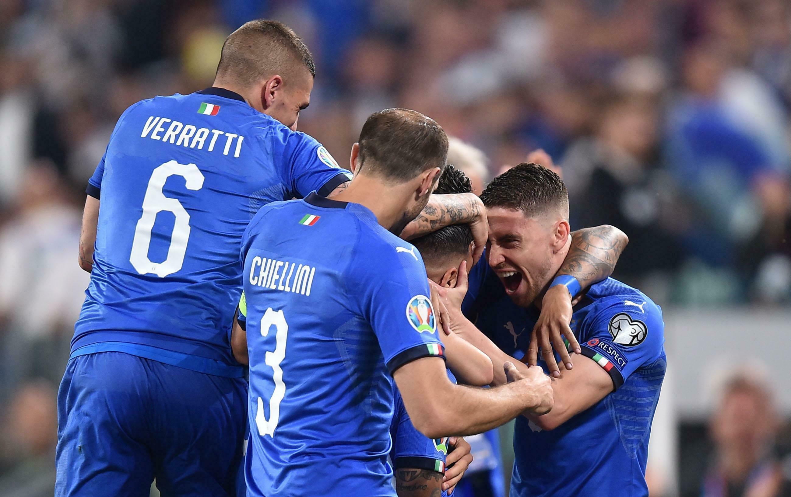 Italy scores late to beat Bosnia 2-1 and keep perfect record