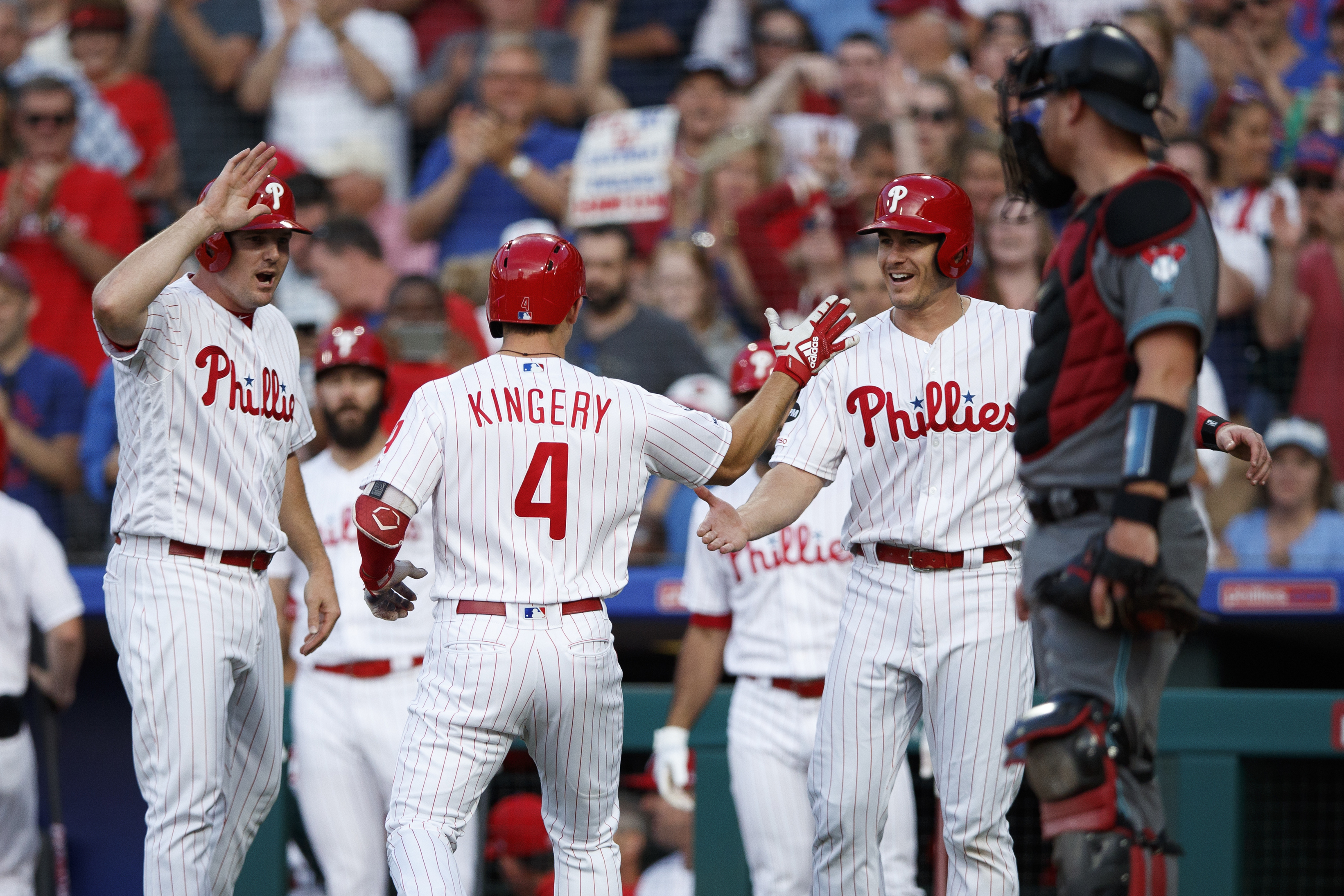 Kingery's 3-run homer lifts Phillies over D'Backs 7-4