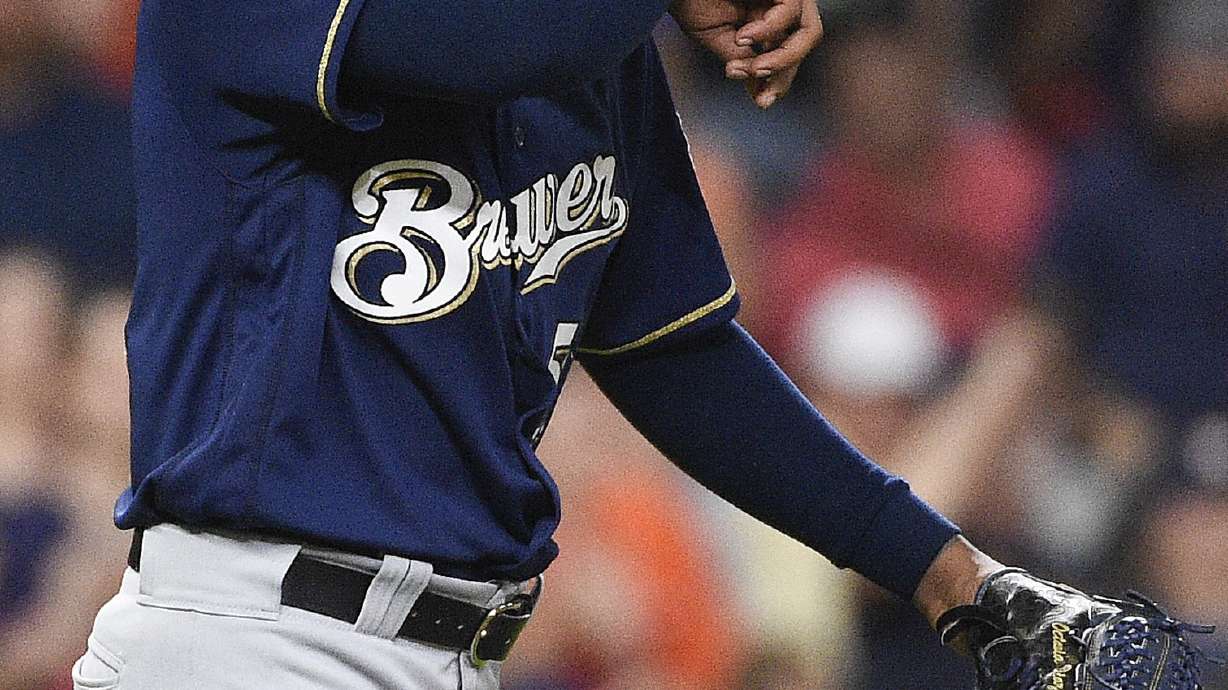 Rookie Alvarez homers again as Astros beat Brewers 10-8