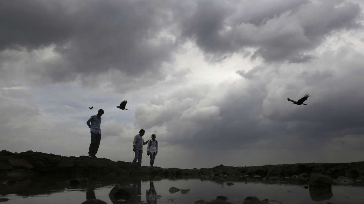 Cyclone Vayu poised to hit India as year's 2nd major storm