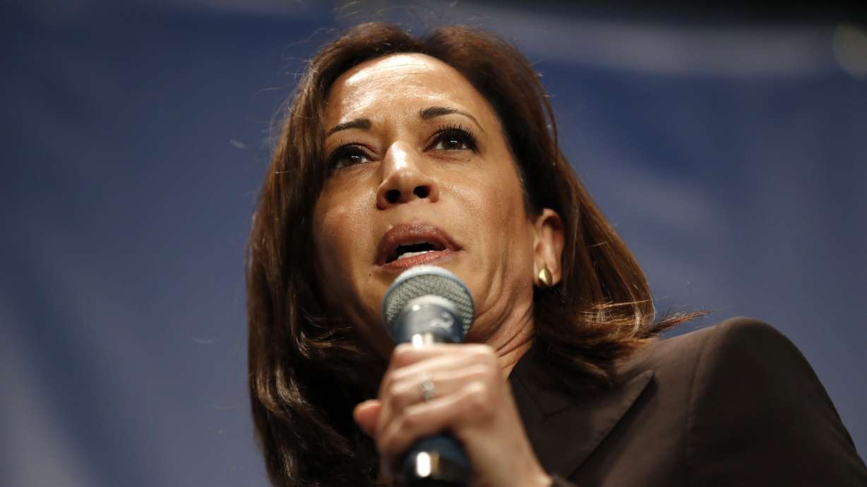 Lock him up? '20 Dems weigh in on whether to prosecute Trump