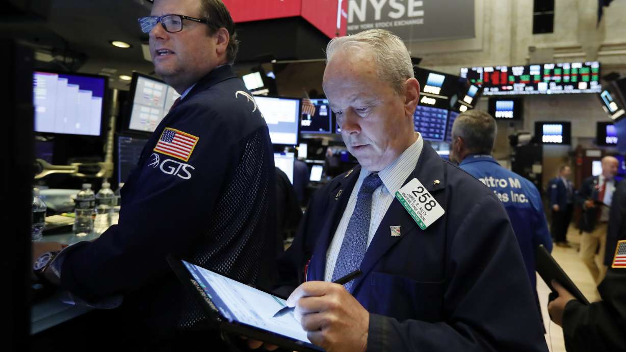 Asian shares mixed on jitters over Hong Kong protests