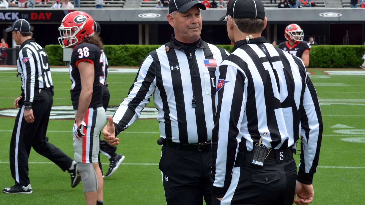 'This isn't for everyone': A labor of love for football refs