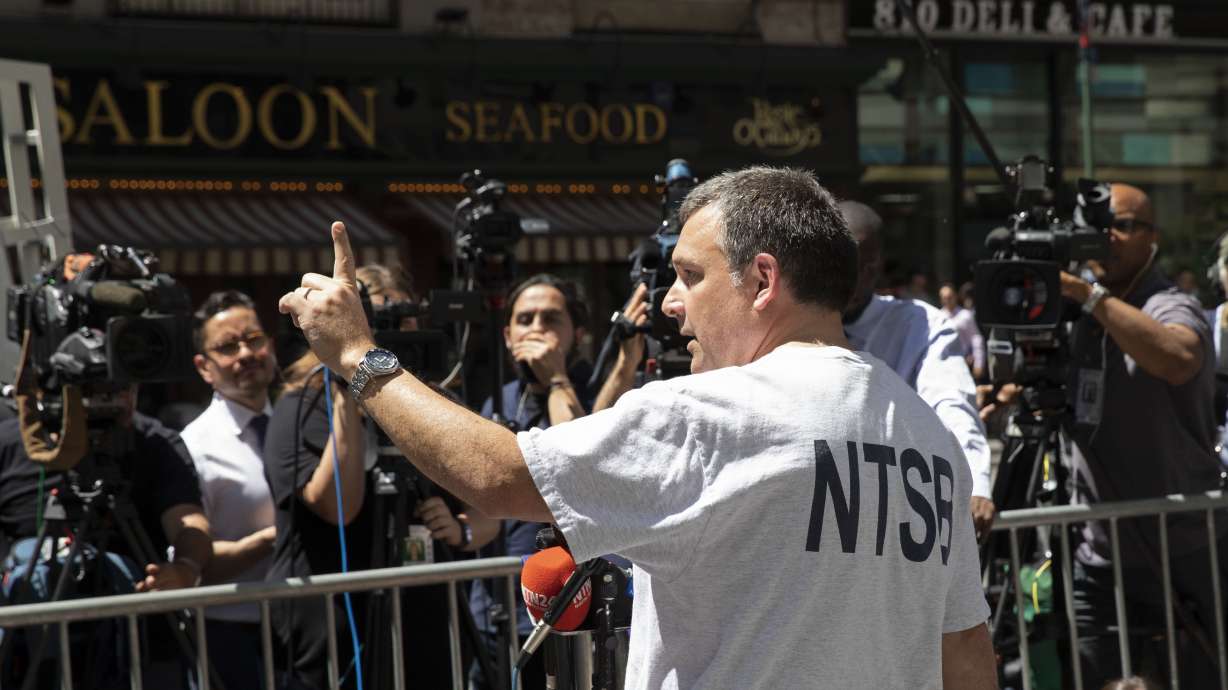 Official: Pilot who crashed helicopter radioed he was lost