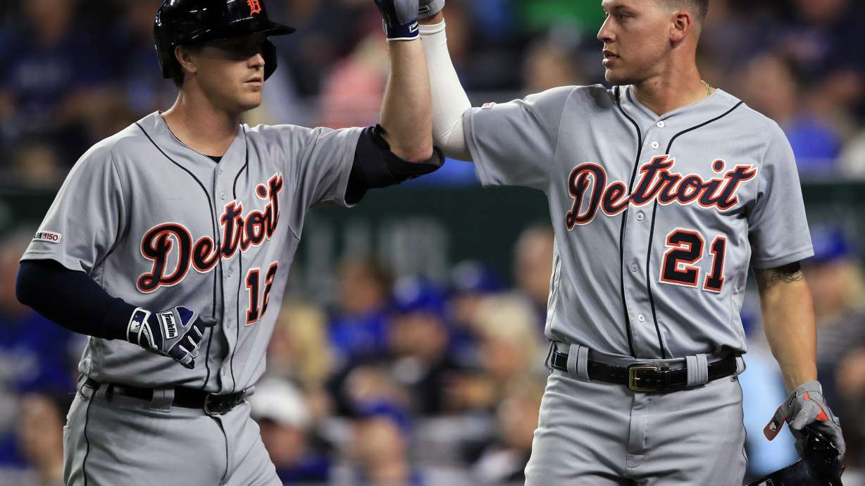 Tigers edge Royals 3-2 before teams head to Omaha