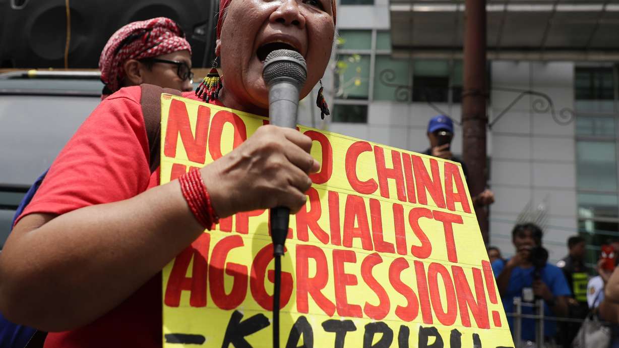 Philippines protests sinking of boat in disputed waters