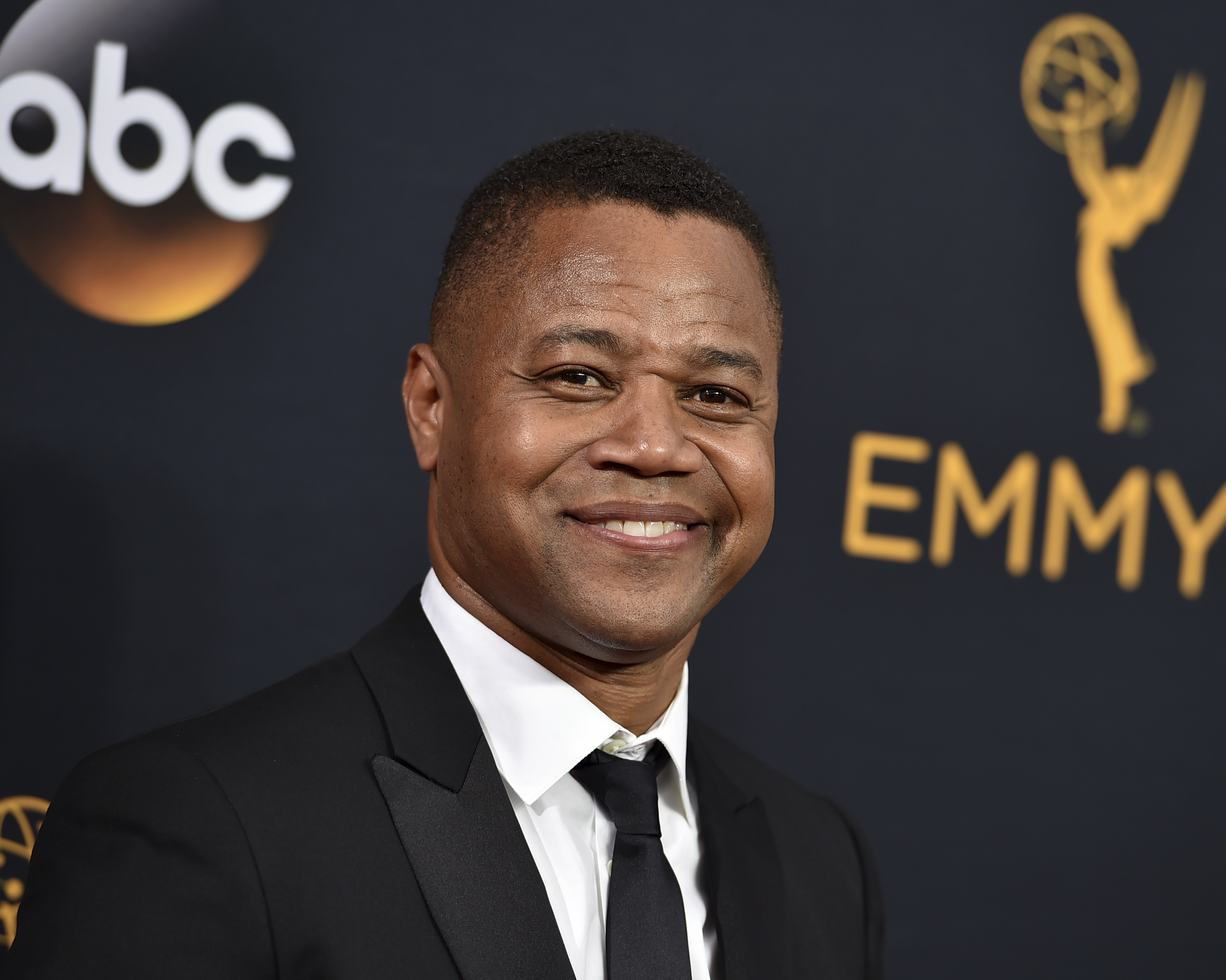 Cuba Gooding Jr. pleads not guilty to groping woman at bar
