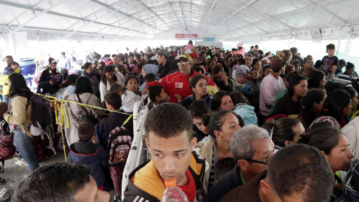 Venezuelans flock to Peru before new entry requirements