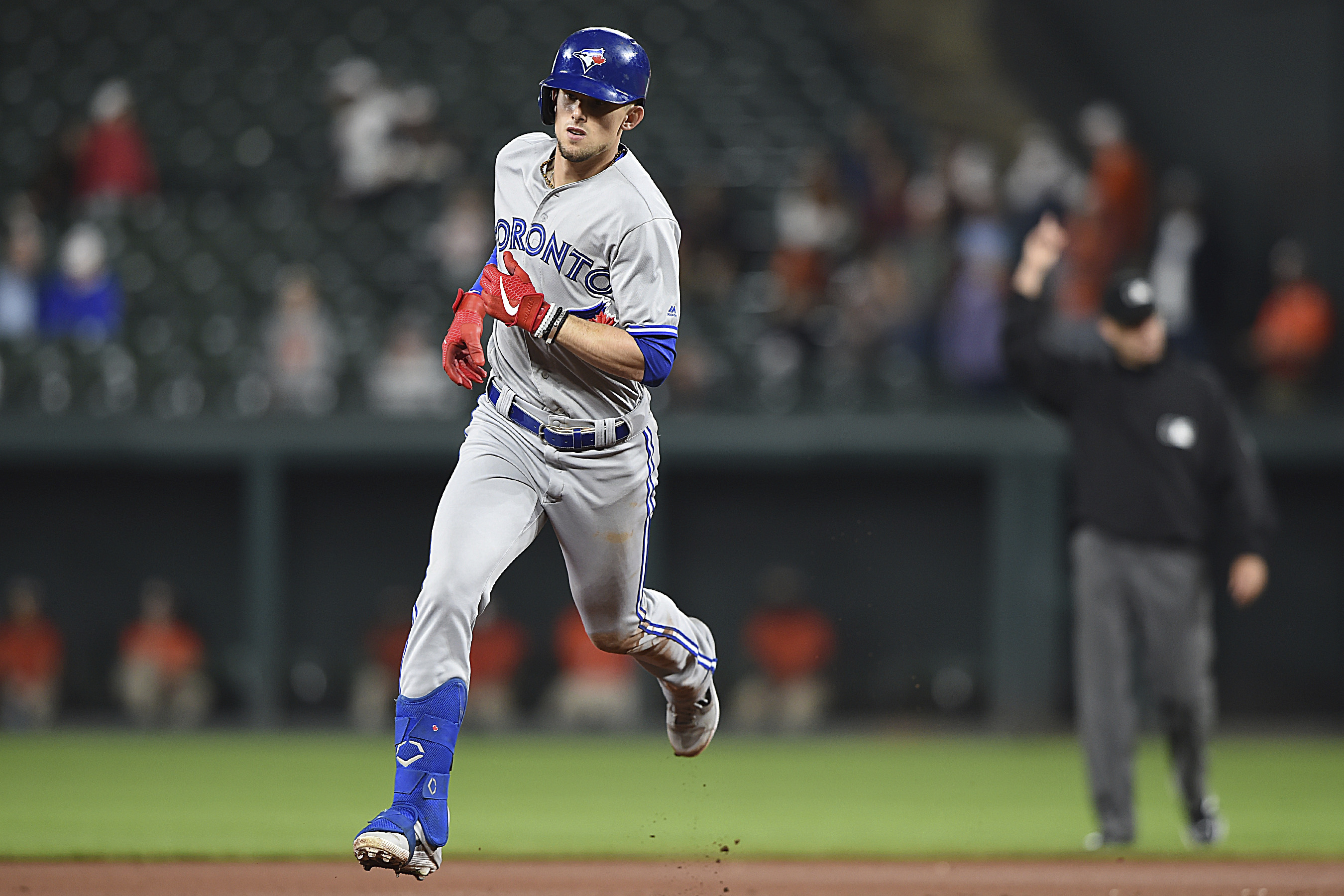 Blue Jays belt 3 HRs, get 17 hits in 12-3 rout of Orioles