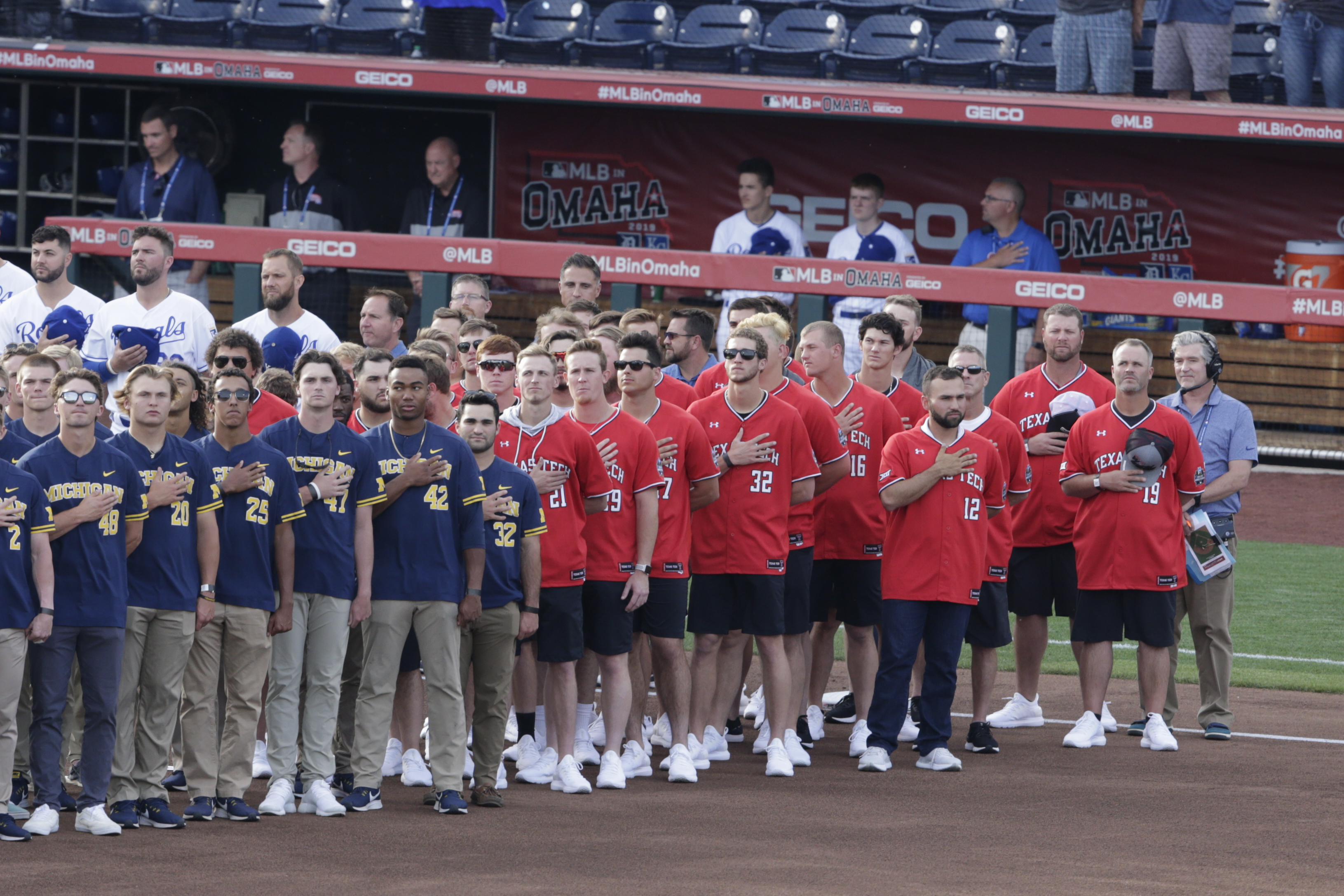 Lopez HR helps KC beat Tigers 7-3 in 1st MLB game in Omaha