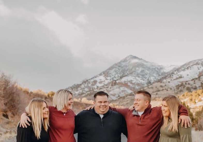 Jamie and Ryan Kent with their children. (Photo courtesy of Vanica Cane)