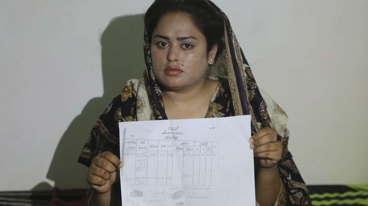 Pakistan police seek to unravel networks trafficking women