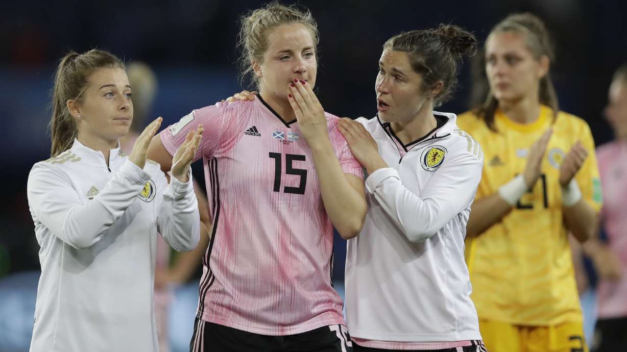 Argentina overcomes late 3-goal deficit, knocks out Scotland
