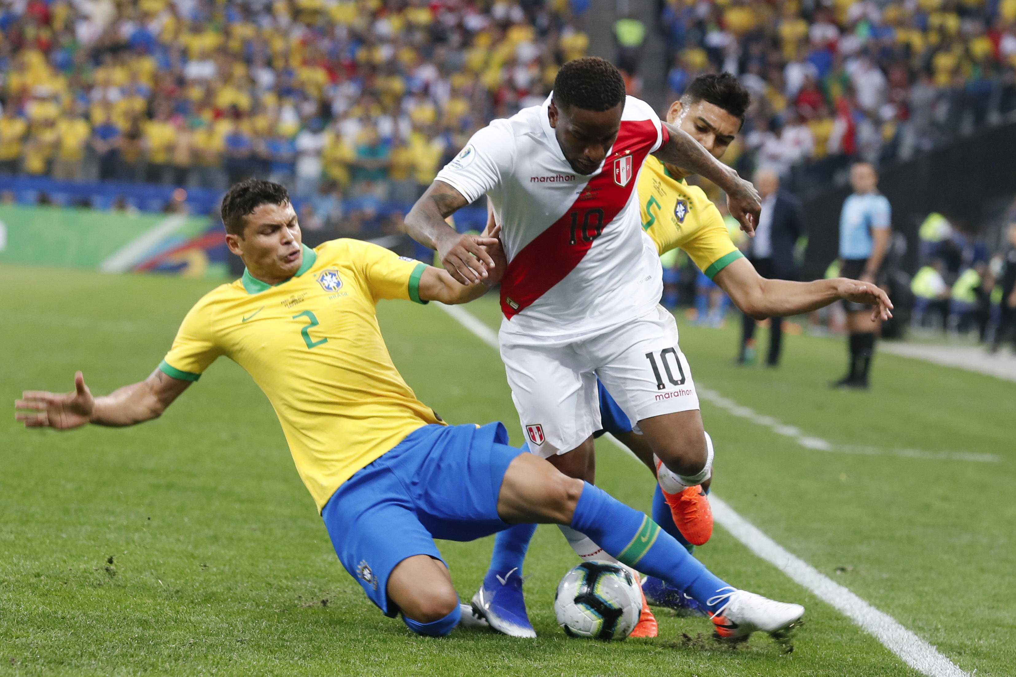 Peru without injured Farfan for rest of Copa America