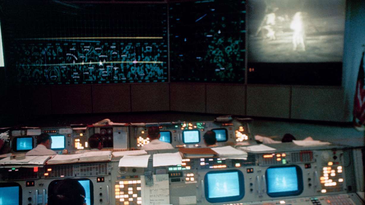 Restored Mission Control comes alive 50 years after Apollo