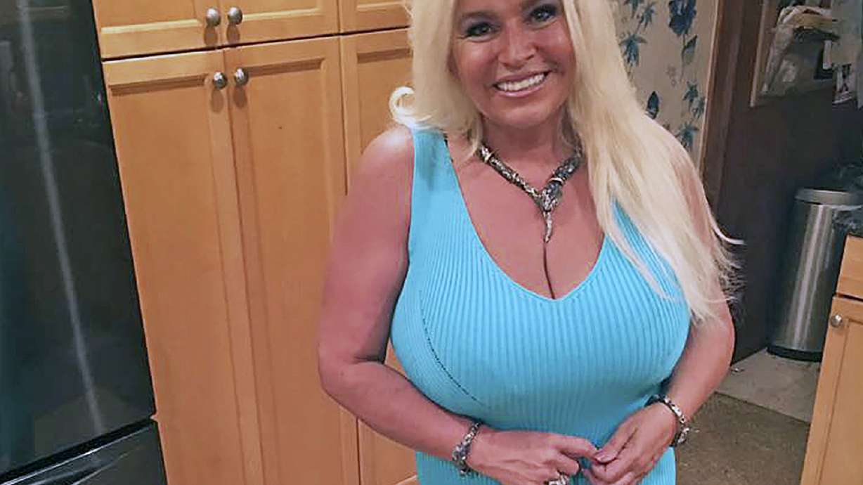 Family to paddle out into ocean for Beth Chapman memorial