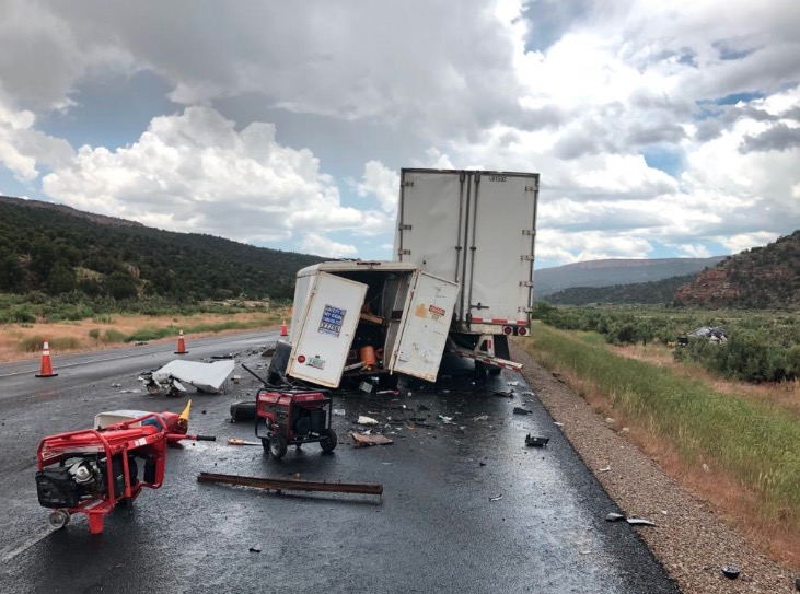 1 dead, another loses an arm in Monticello crash